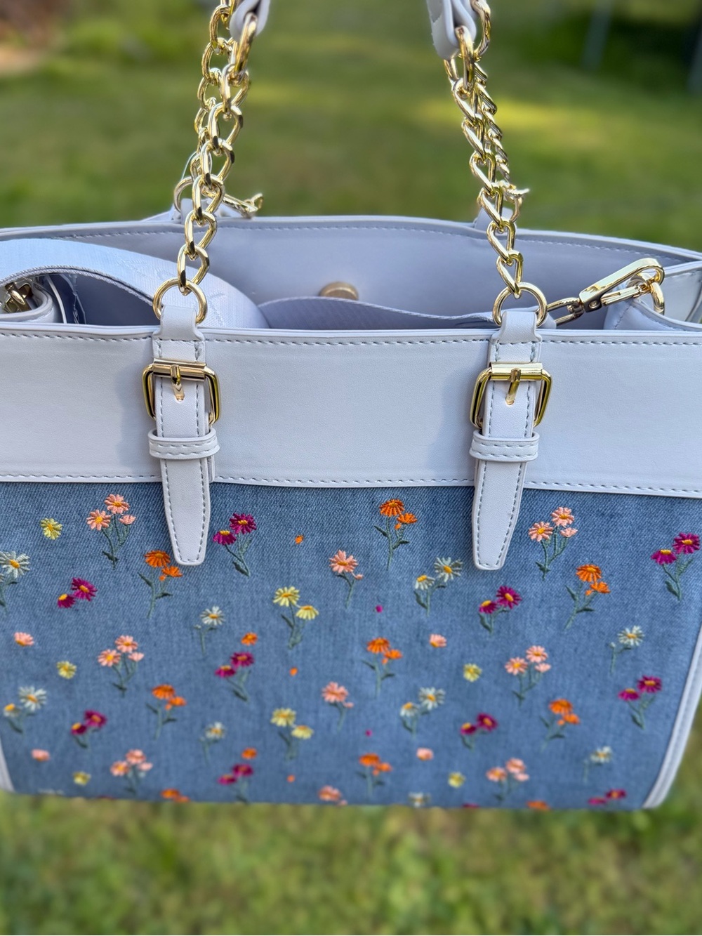 Betsey satchel tote floral stripe quilted roses - Picture 6 of 12